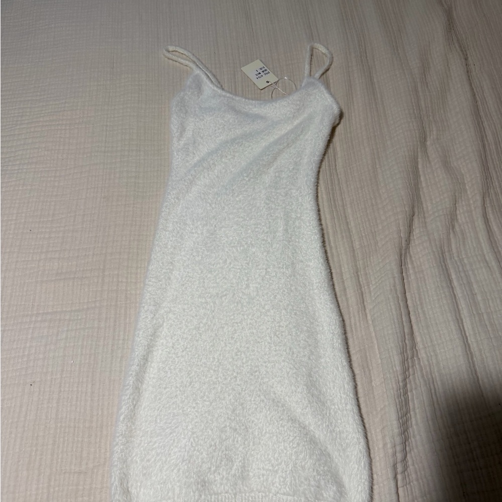 Elegant White Midi Dress